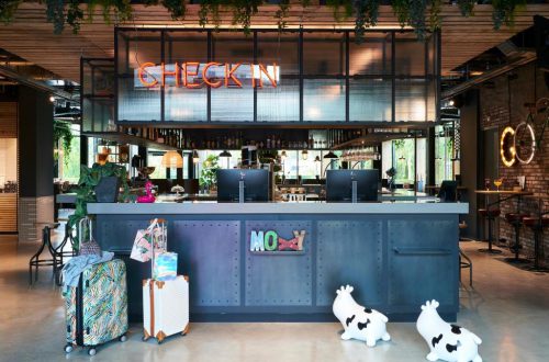 Moxy hotel Amsterdam airport lobby